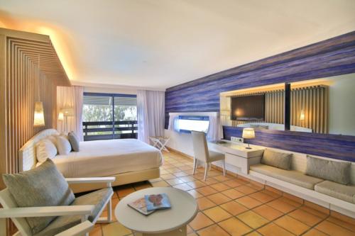 la-creole-beach-hotel-junior-suite_Deczky Katalin
