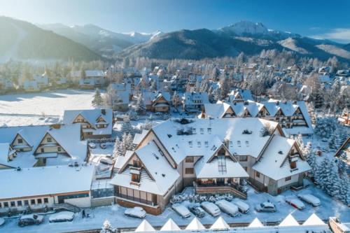 130676026_Deczky Katalin